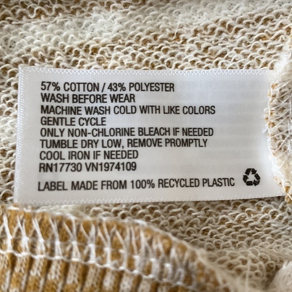 (S)- Universal Thread Women's Short Sleeve Sweatshirt- Brown/Cream - Picture 5 of 7